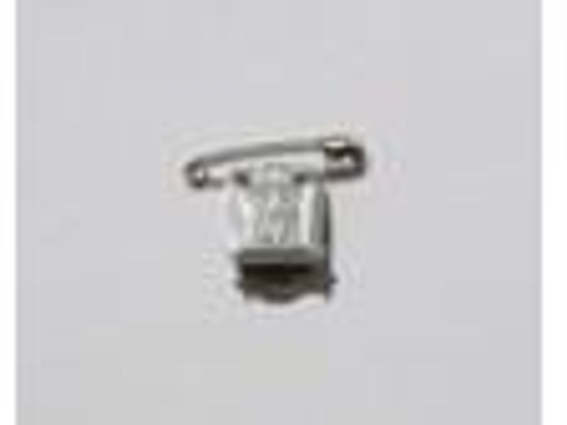 UTSTILLINGSNÅL PÅ KLYPE